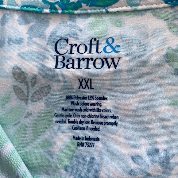 Croft & Barrow, size XXL, collared floral blouse, polyester & spandex blend. - Picture 7 of 10